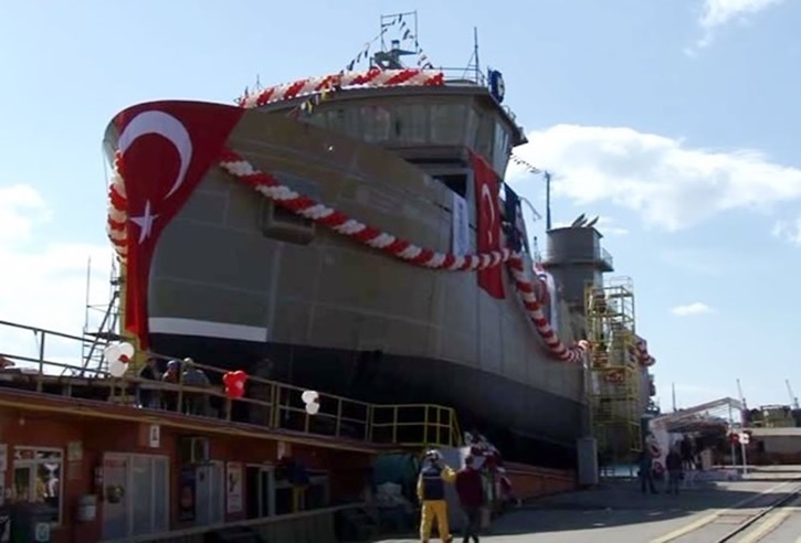 Canlı balık taşıma gemisi Ronja teslim edildi.